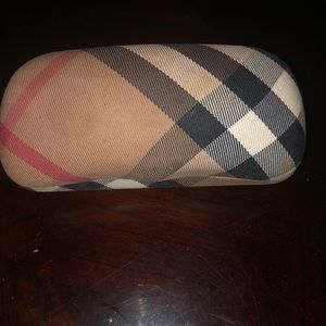 USED Authentic Burberry sunglass case.